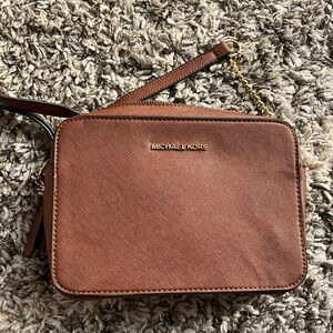 Cross body camera bag / purse